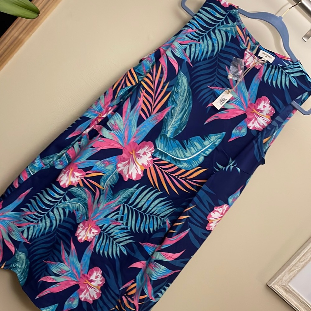 NWT S/M World Market Tropical Floral Dress w/ Pockets
